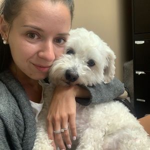 Meet your Posher, Izabella